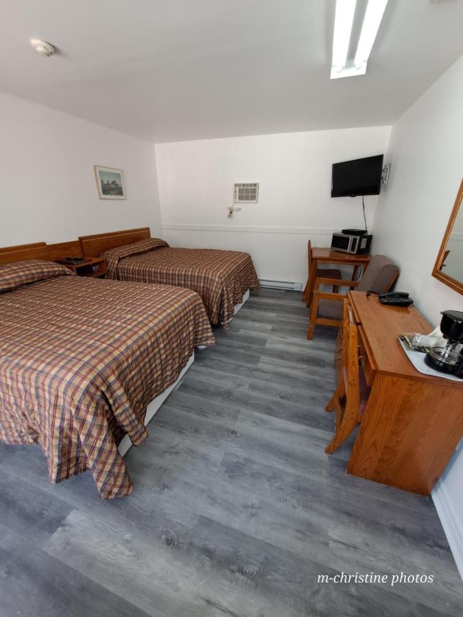 Motel Bonsoir Joliette Luaran gambar