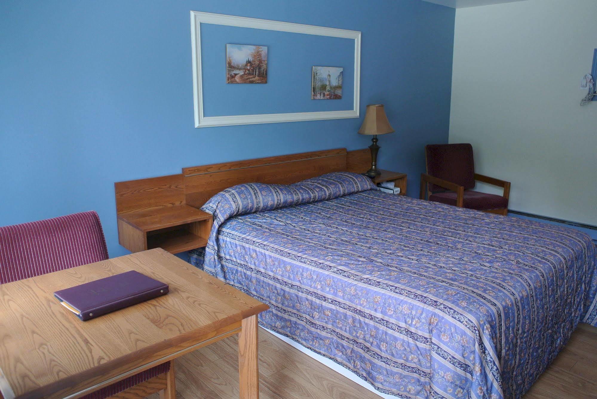 Motel Bonsoir Joliette Luaran gambar