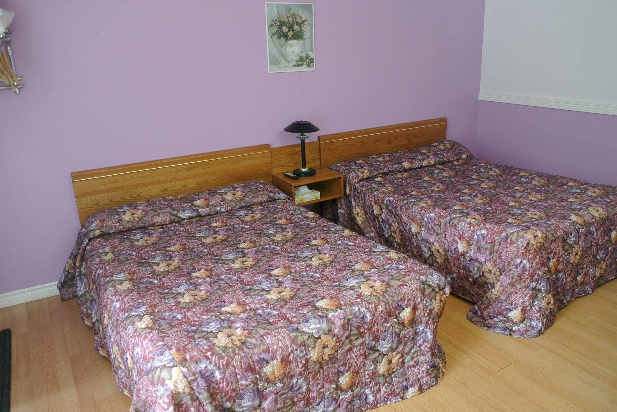 Motel Bonsoir Joliette Luaran gambar