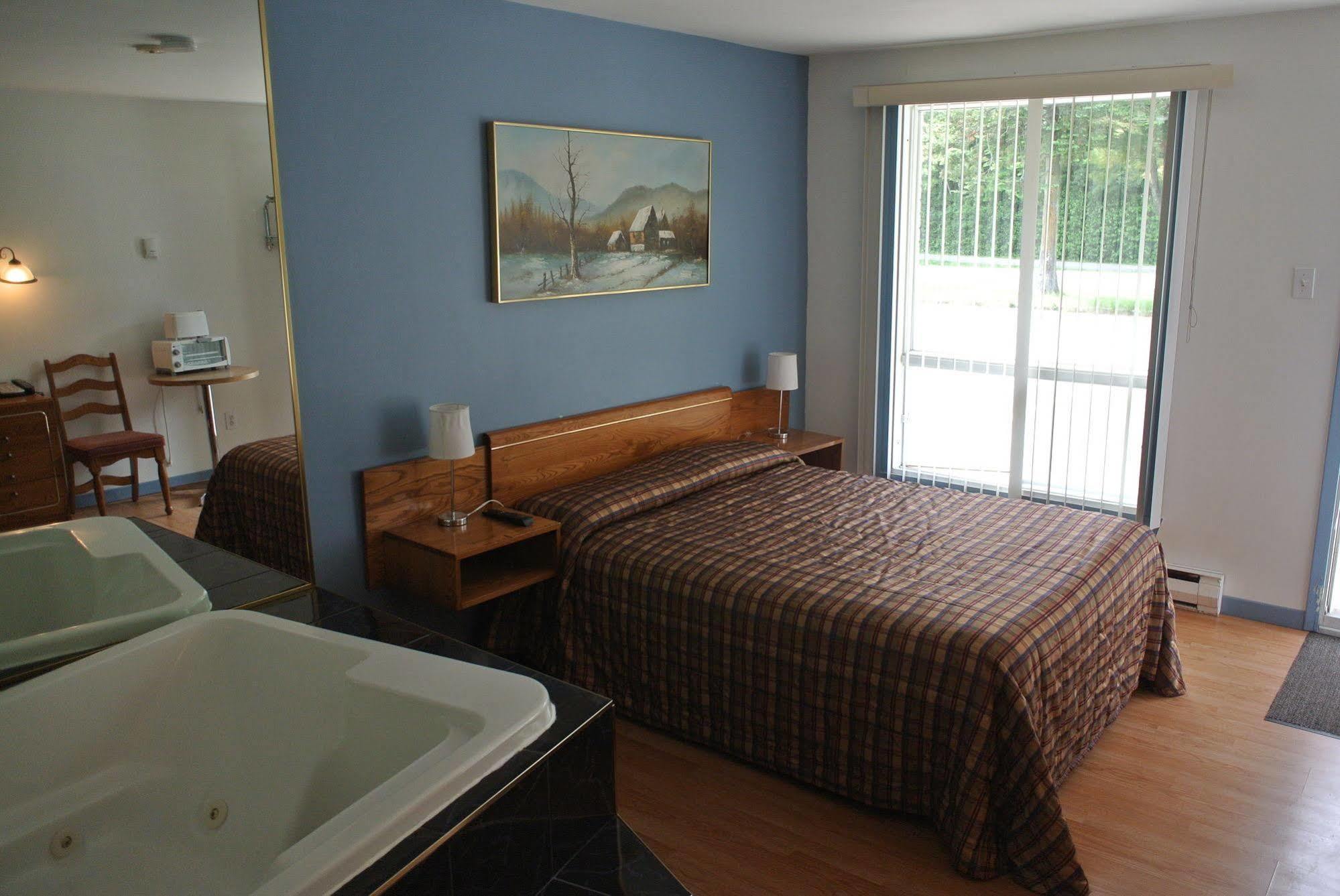 Motel Bonsoir Joliette Luaran gambar